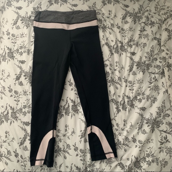 Lululemon Crop Leggings - Picture 1 of 4